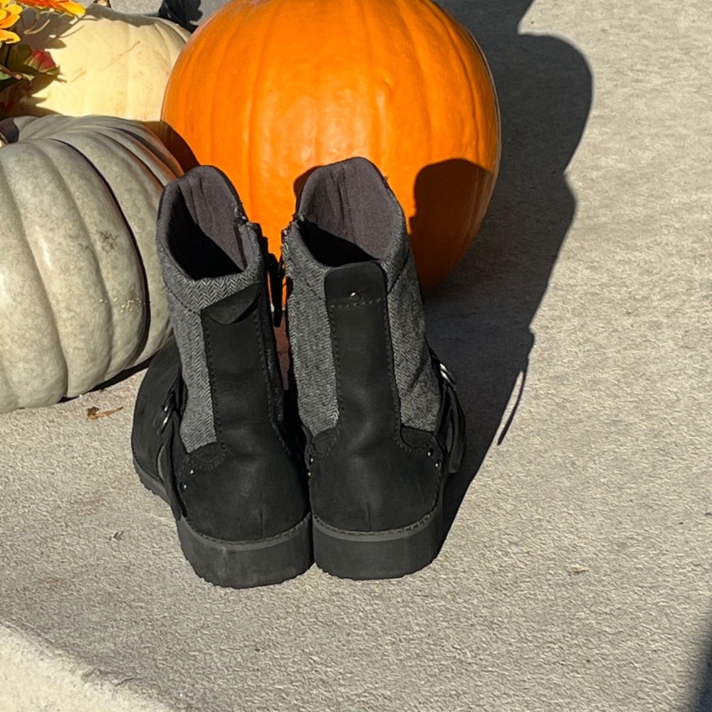 Eddie Bauer Leather Covey Ankle Boots 8 - Picture 4 of 6